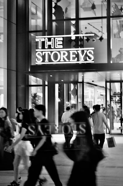  Construyendo Stoqyy: Simplificando la gestión minorista sin construir otro ERP pesado