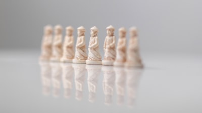 ¿Qué problemas comerciales resuelve cómo automatizar el seguimiento de clientes potenciales?