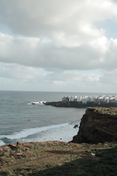 Top 100 Expertos en n8n en Santa Cruz de Tenerife