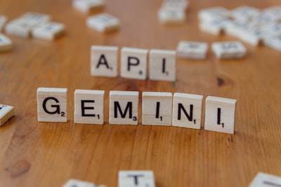 De archivo de texto a búsqueda inteligente: Construyendo RAG con Gemini en minutos