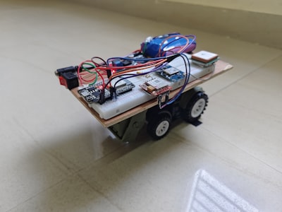 Construí un corredor de pruebas E2E donde las pruebas son JSON, no código