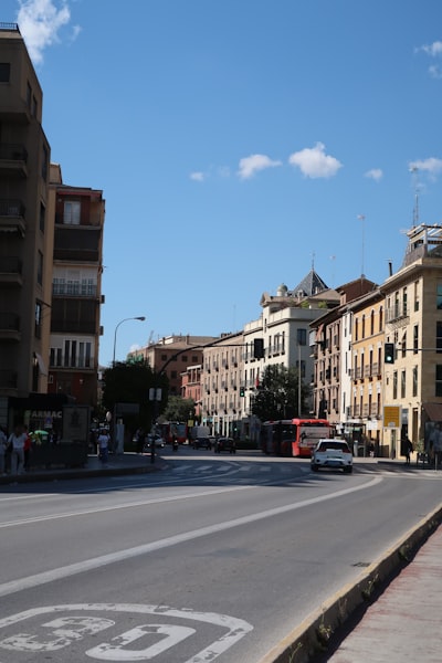 Automatizar la calificación de proveedores de una empresa en Granada