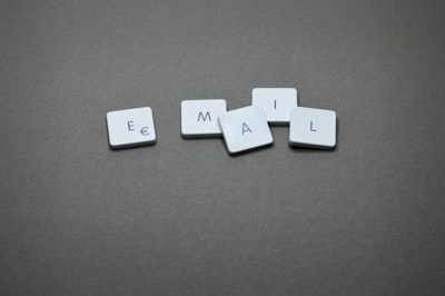 ¿Qué tan fácil puede adaptarse la integración de CRM por correo electrónico al flujo de trabajo de mi empresa?