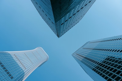 ¿Por qué es esencial contar con aplicaciones de gestión de alto rendimiento personalizadas para tu negocio?