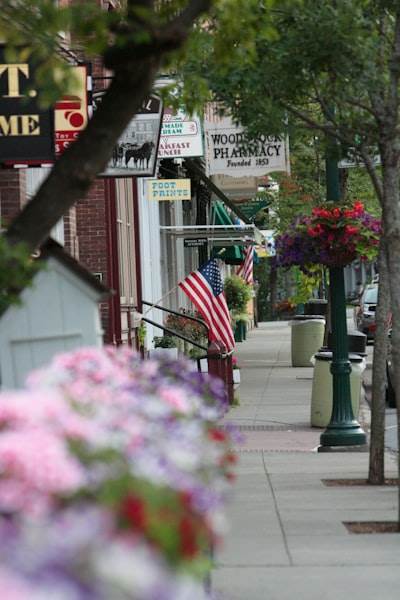 6 formas de convertir tu negocio de pueblo en un éxito local