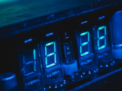 Cuándo es el momento adecuado para invertir en un conmutador empresarial impulsado por IA en 2025?