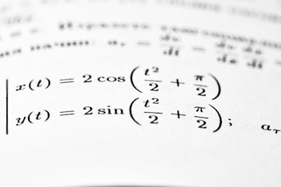 Descompresión libre con curvas espectrales algebraicas