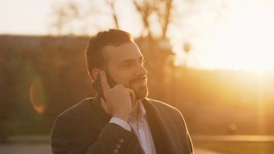 Cómo disparar las ventas con un sistema de llamadas salientes automáticas