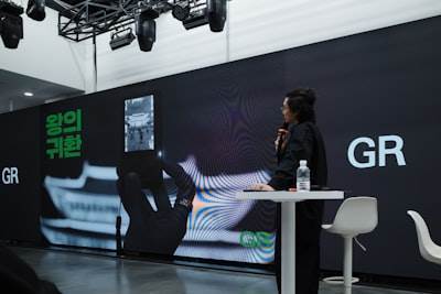 Lienzo Gemini vs GPT-5: ¿Cuál crea la mejor presentación?