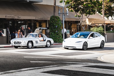  Tesla robotaxi cubre toda el área metropolitana de Austin (con pocos autos)