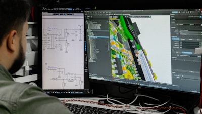 Los 5 mejores expertos en software personalizado para controlar los costos operativos en Málaga