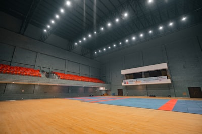¿Dónde se utiliza el software de gestión de gimnasios con inteligencia artificial en los negocios?
